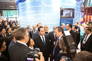President of of Vietnam, Chiang Dai Kuang, viseted exibition stand of NRC 'Kurchatov Institute' - CRISM 'Prometey' on IMDS-2017